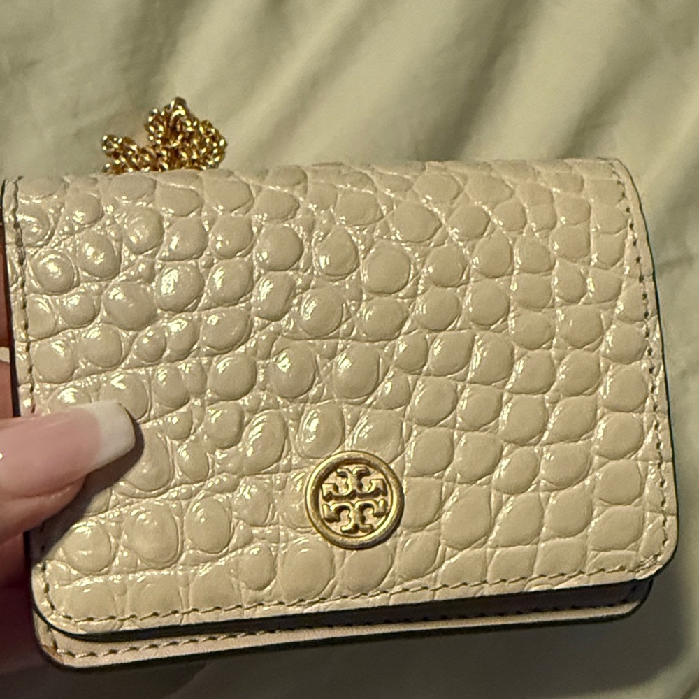 TORY BURCH Walker Nano Embossed Leather Chain
Wallet/Crossbody Bag - Picture 10 of 10